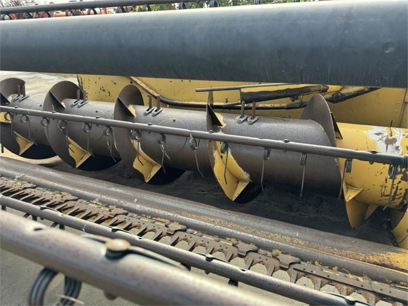 Příslušenstvo na kombajn New Holland TX 36: obrázok 24 Příslušenstvo na kombajn New Holland TX 36: obrázok 24