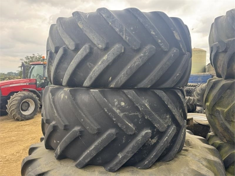 John Deere 8000 R Series 600 and 710 Wheels and Tyre's - Poľnohospodárske stroje: obrázok 4 John Deere 8000 R Series 600 and 710 Wheels and Tyre's - Poľnohospodárske stroje: obrázok 4
