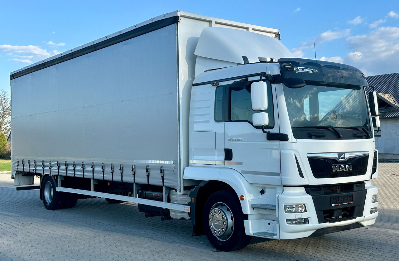 MAN TGM 18.290 / FIRANKA / WINDA / 22 EUROPALETY / AUTOMAT / SYPIALKA / 9 059 KG ŁADOWNOŚCI / NISKI PRZEBIEG / ZSUWANY DACH / EURO 6 - Plachtové nákladné vozidlo: obrázok 1 MAN TGM 18.290 / FIRANKA / WINDA / 22 EUROPALETY / AUTOMAT / SYPIALKA / 9 059 KG ŁADOWNOŚCI / NISKI PRZEBIEG / ZSUWANY DACH / EURO 6 - Plachtové nákladné vozidlo: obrázok 1