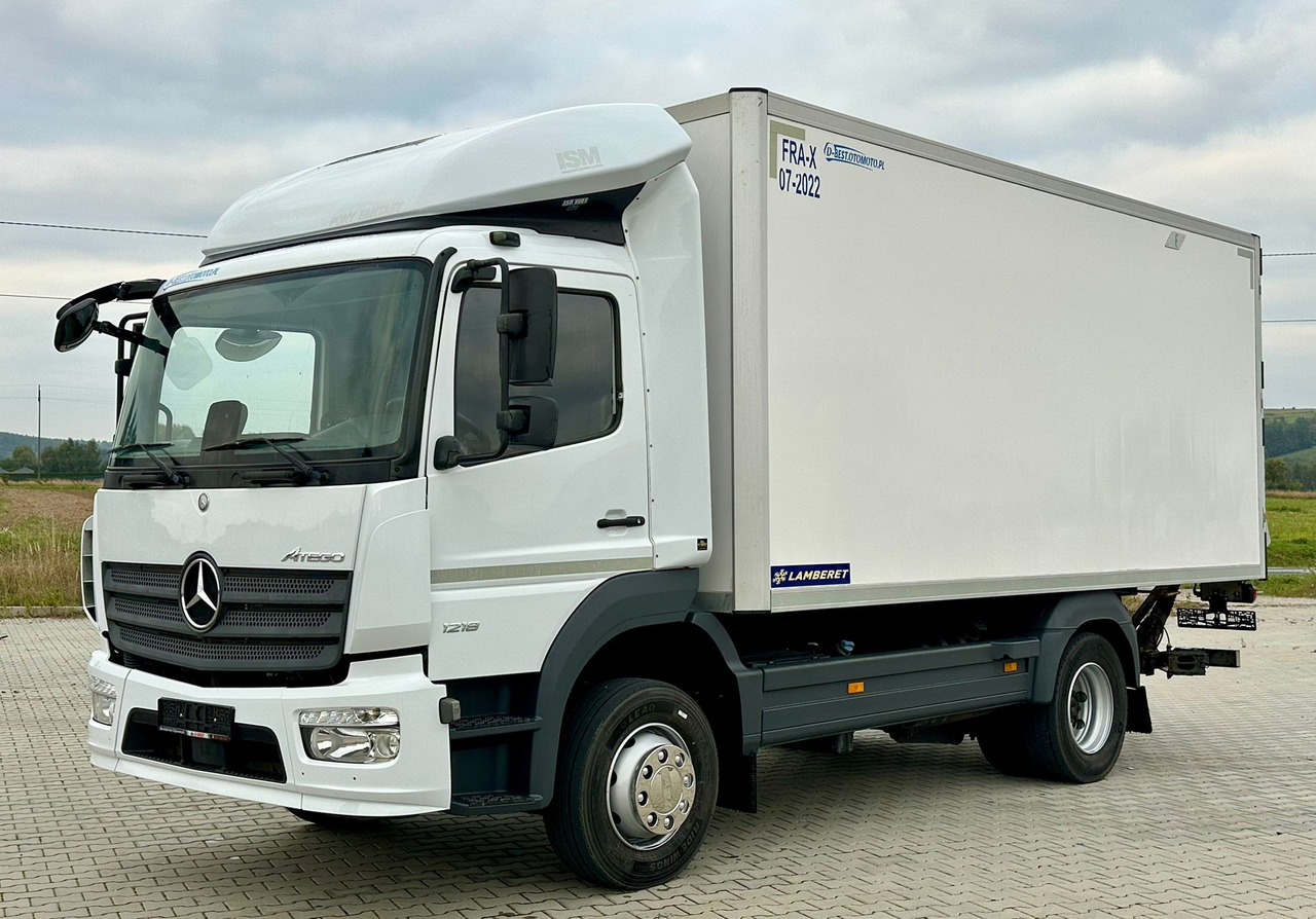 MERCEDES-BENZ ATEGO 1218 / CHŁODNIA / WINDA / 12 PALET / 5.10 M DŁUGOŚCI / AUTOMAT / LAMBERET / 5090 KG ŁADOWNOŚCI - Chladirenské nákladné vozidlo: obrázok 2 MERCEDES-BENZ ATEGO 1218 / CHŁODNIA / WINDA / 12 PALET / 5.10 M DŁUGOŚCI / AUTOMAT / LAMBERET / 5090 KG ŁADOWNOŚCI - Chladirenské nákladné vozidlo: obrázok 2