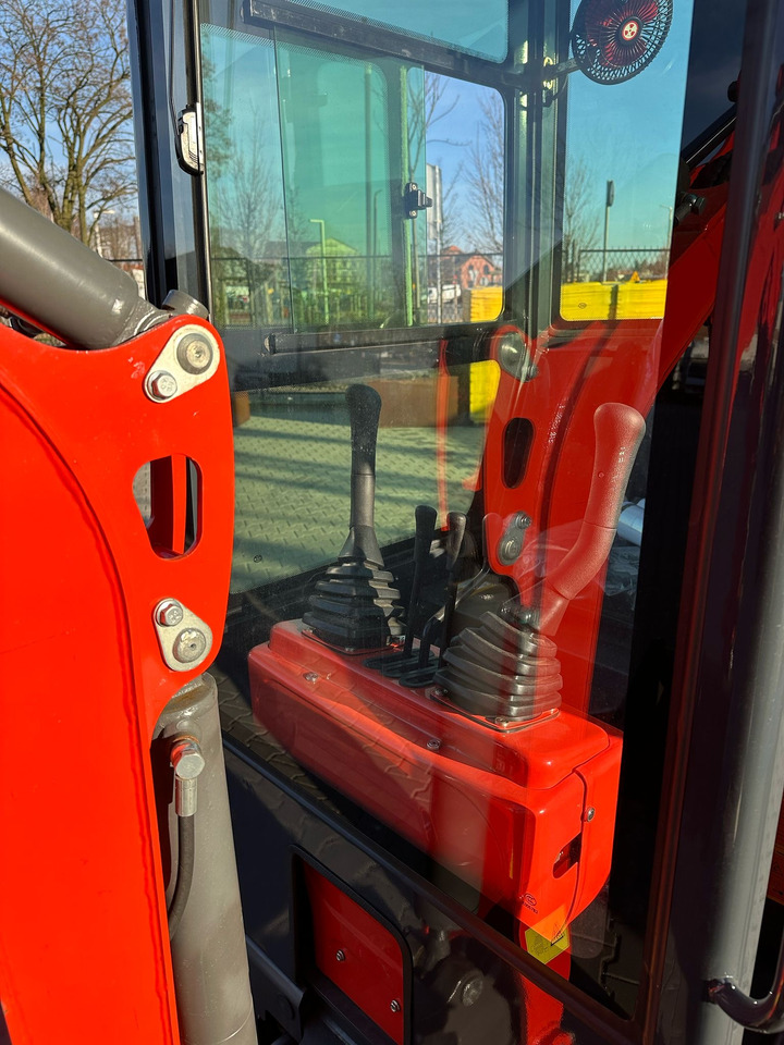 KUBOTA Diesel Mini excavator 1.2 Ton - Müller Machinery MB 12 - KS - Mini rýpadlo: obrázok 5 KUBOTA Diesel Mini excavator 1.2 Ton - Müller Machinery MB 12 - KS - Mini rýpadlo: obrázok 5