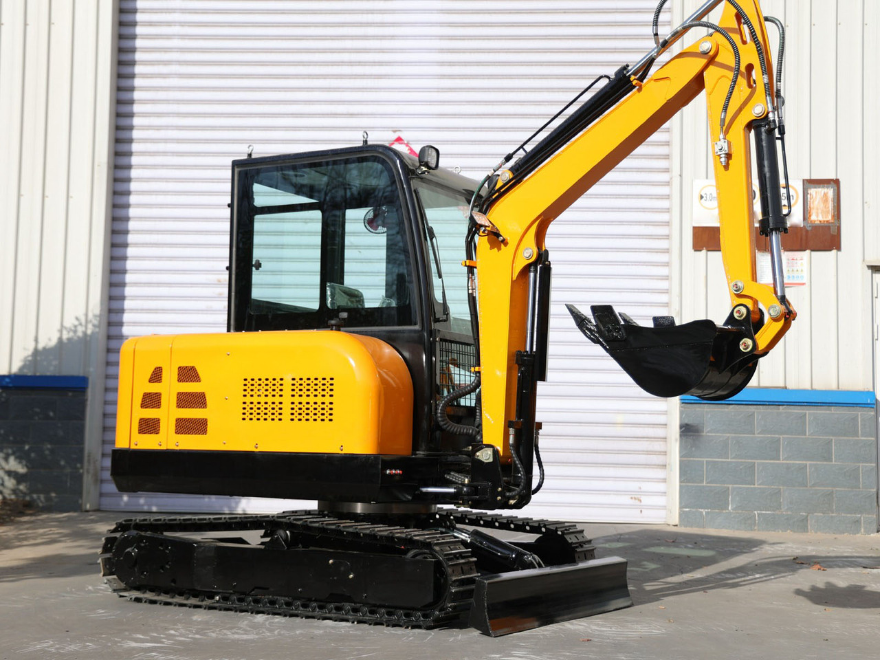 KUBOTA Diesel Mini excavator 3.5 Ton - Müller Machinery MB 35 - VKSH - Mini rýpadlo: obrázok 3 KUBOTA Diesel Mini excavator 3.5 Ton - Müller Machinery MB 35 - VKSH - Mini rýpadlo: obrázok 3