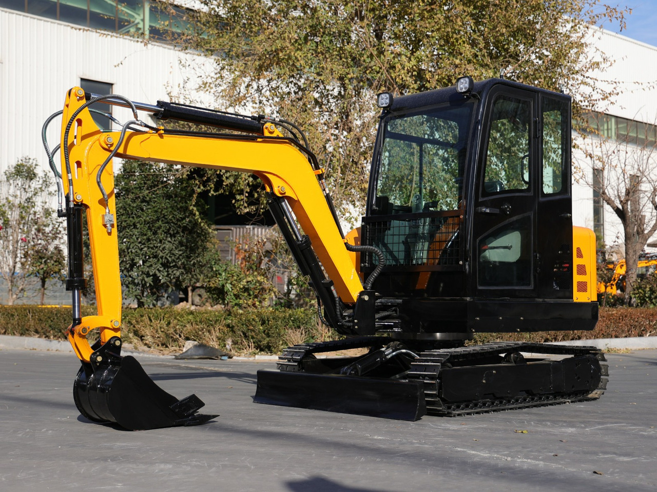 KUBOTA Diesel Mini excavator 3.5 Ton - Müller Machinery MB 35 - VKSH - Mini rýpadlo: obrázok 1 KUBOTA Diesel Mini excavator 3.5 Ton - Müller Machinery MB 35 - VKSH - Mini rýpadlo: obrázok 1