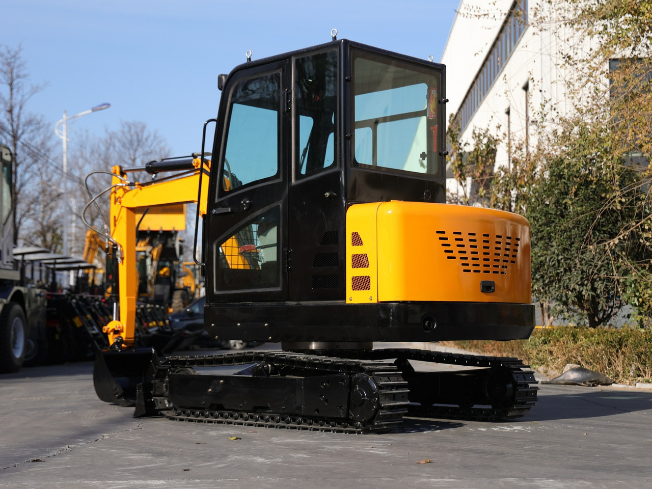 KUBOTA Diesel Mini excavator 3.5 Ton - Müller Machinery MB 35 - VKSH - Mini rýpadlo: obrázok 5 KUBOTA Diesel Mini excavator 3.5 Ton - Müller Machinery MB 35 - VKSH - Mini rýpadlo: obrázok 5