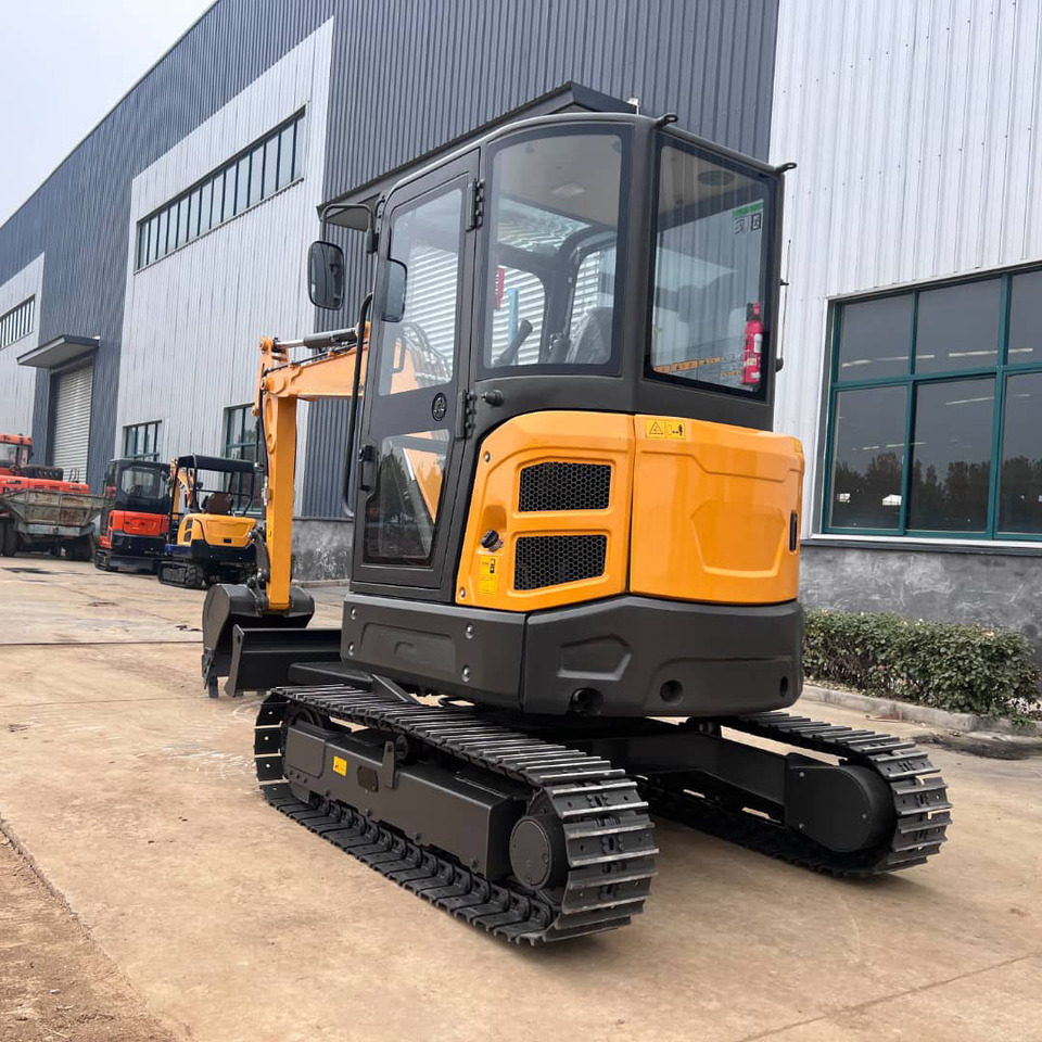 KUBOTA Diesel Mini excavator 4 Ton - Müller Machinery MB 40 Plus - VKSH - Mini rýpadlo: obrázok 3 KUBOTA Diesel Mini excavator 4 Ton - Müller Machinery MB 40 Plus - VKSH - Mini rýpadlo: obrázok 3