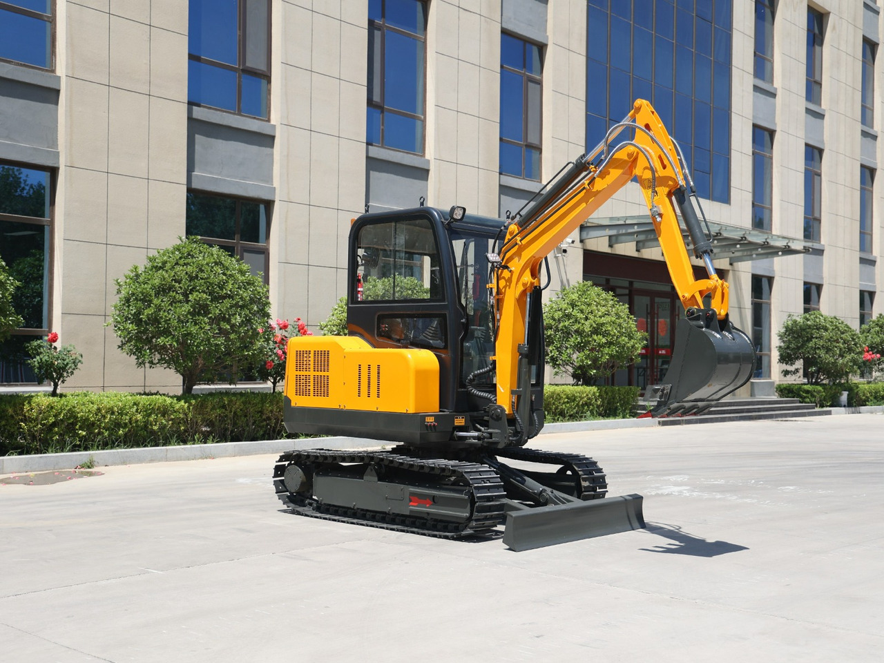 Müller Machinery Diesel Mini excavator 4 ton - Müller Machinery MB 40 - VKSH Xinchai 4D32 Series Motor - Mini rýpadlo: obrázok 3 Müller Machinery Diesel Mini excavator 4 ton - Müller Machinery MB 40 - VKSH Xinchai 4D32 Series Motor - Mini rýpadlo: obrázok 3