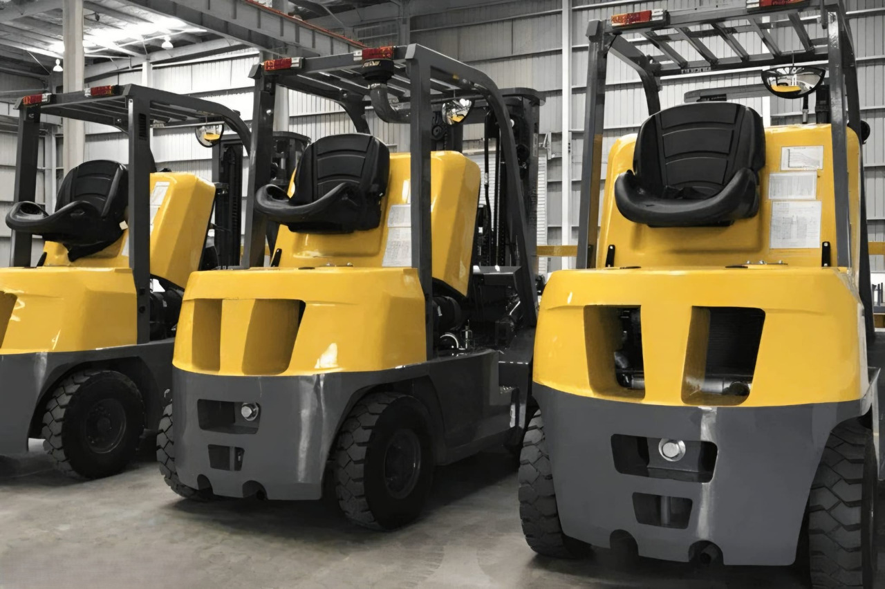 Müller Machinery MF 35 - Dieselový vysokozdvižný vozík: obrázok 5 Müller Machinery MF 35 - Dieselový vysokozdvižný vozík: obrázok 5