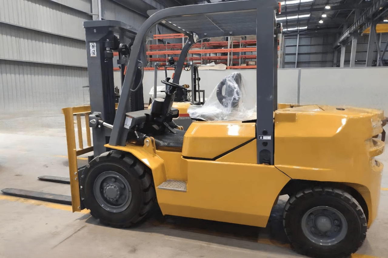 Müller Machinery MF 35 - Dieselový vysokozdvižný vozík: obrázok 1 Müller Machinery MF 35 - Dieselový vysokozdvižný vozík: obrázok 1