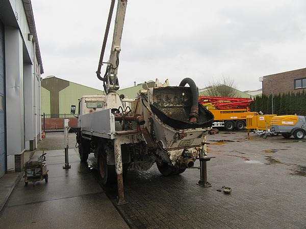 MERCEDES BENZ SCHWING City pump M16/13 Z - Autočerpadlo: obrázok 4 MERCEDES BENZ SCHWING City pump M16/13 Z - Autočerpadlo: obrázok 4