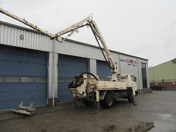 MERCEDES BENZ SCHWING City pump M16/13 Z - Autočerpadlo: obrázok 3 MERCEDES BENZ SCHWING City pump M16/13 Z - Autočerpadlo: obrázok 3