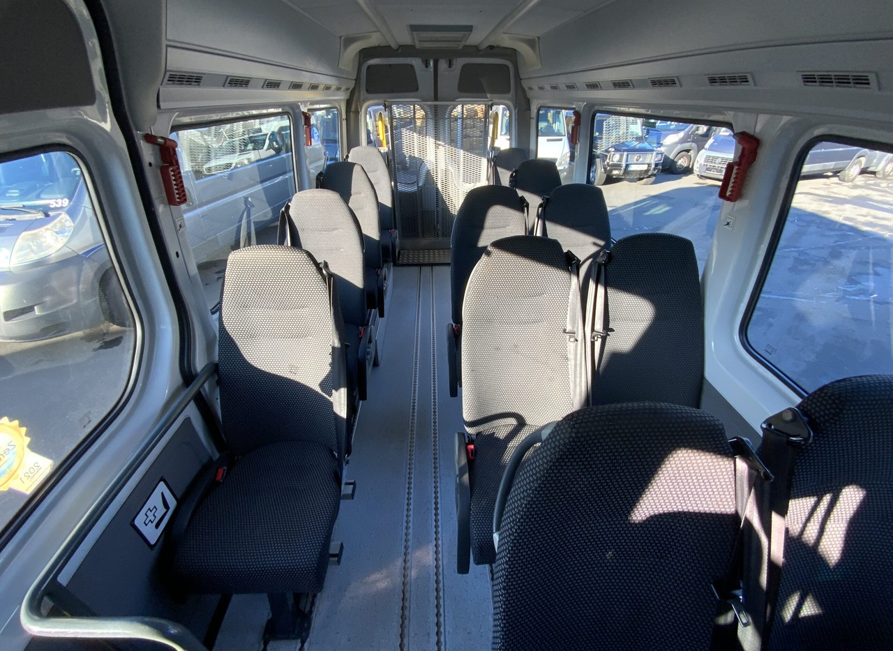 Minibus, Mikrobus Mercedes-Benz 515 CDI Sprinter: obrázok 12