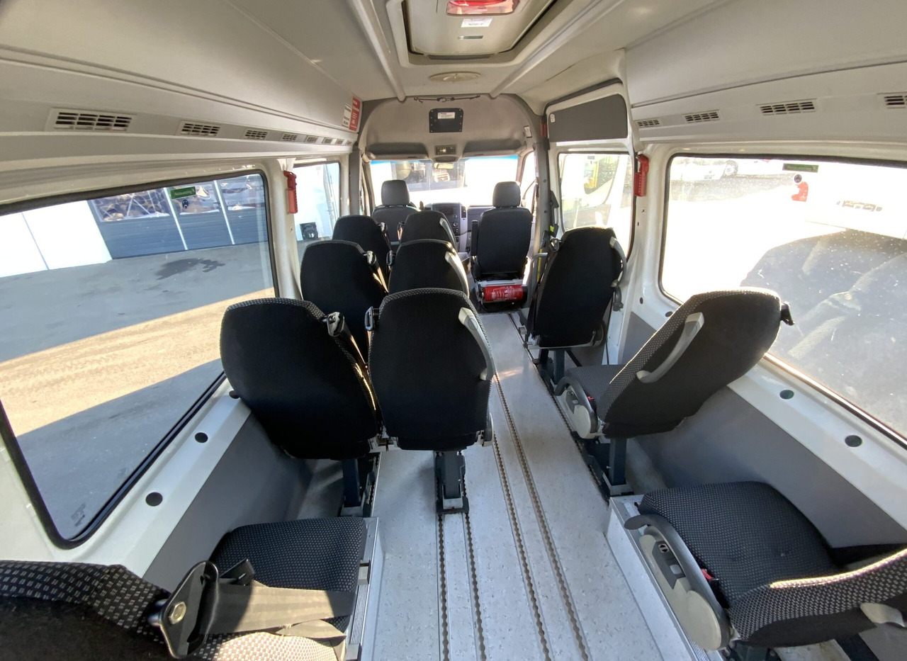 Minibus, Mikrobus Mercedes-Benz 515 CDI Sprinter: obrázok 15