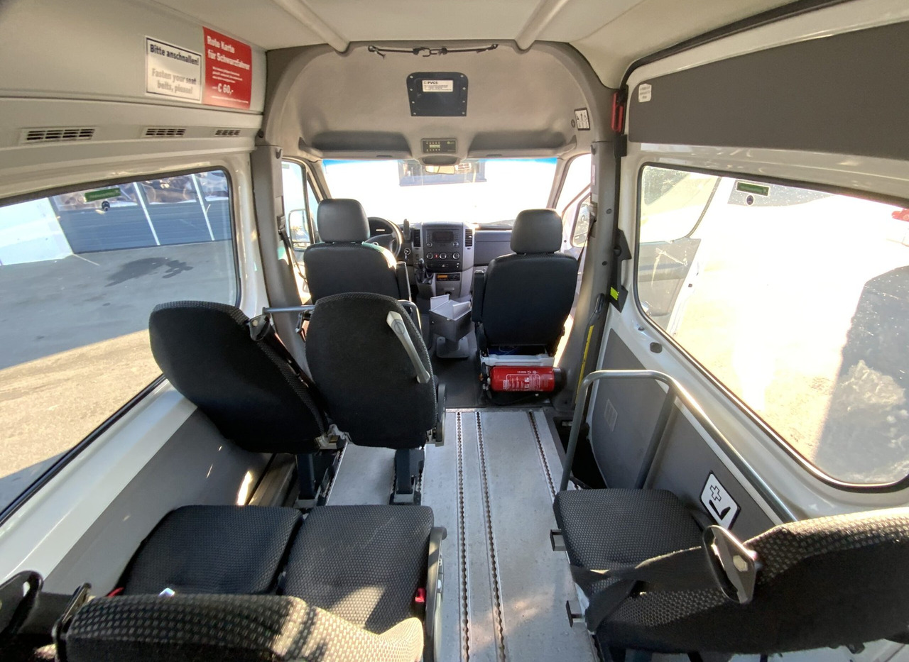 Minibus, Mikrobus Mercedes-Benz 515 CDI Sprinter: obrázok 16