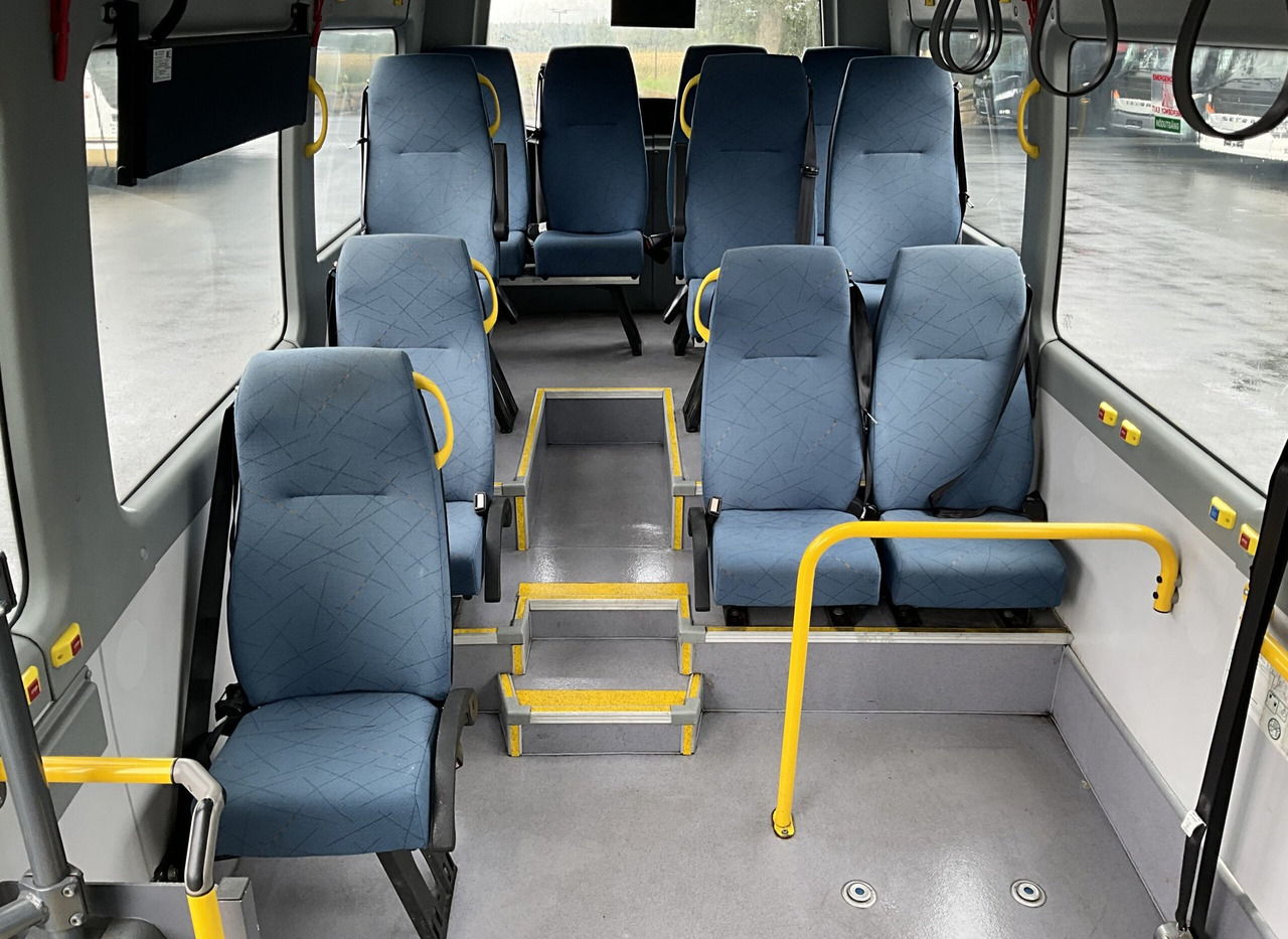 Minibus, Mikrobus Mercedes-Benz 516 CDI Sprinter LE: obrázok 9