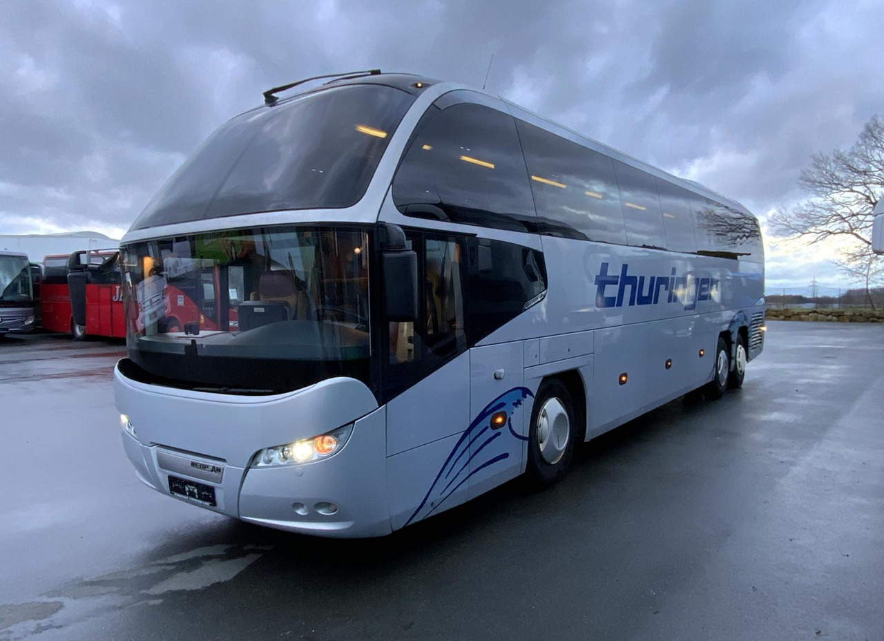 Neoplan Cityliner - Autokar: obrázok 2 Neoplan Cityliner - Autokar: obrázok 2