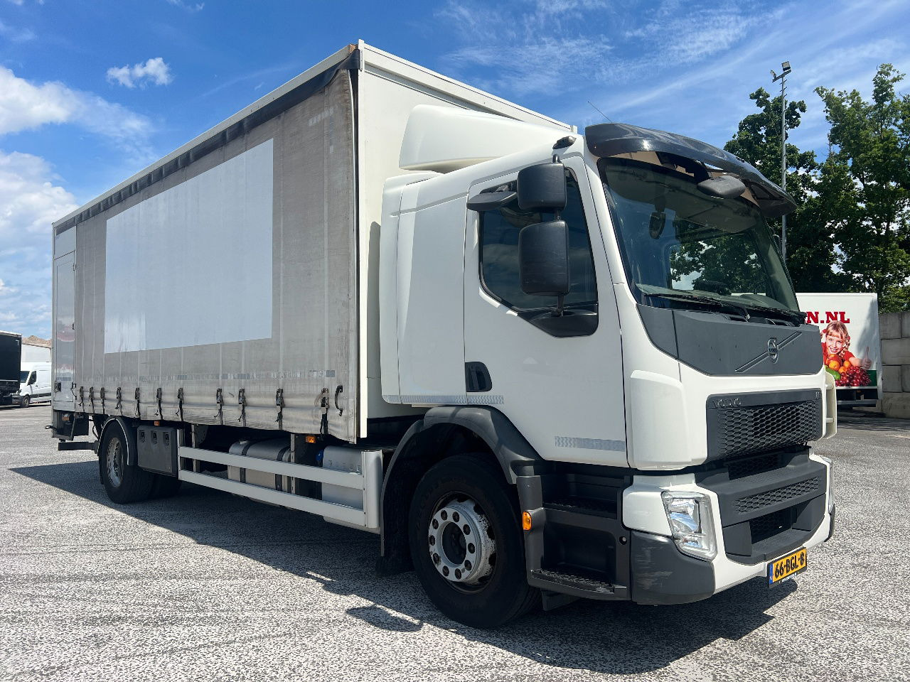Volvo FE 250 Euro 6, 19T - Plachtové nákladné vozidlo: obrázok 2 Volvo FE 250 Euro 6, 19T - Plachtové nákladné vozidlo: obrázok 2