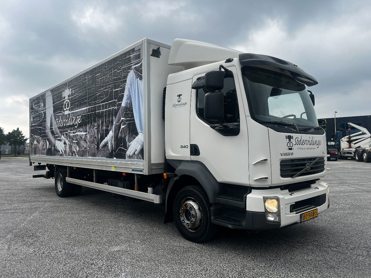 Volvo FL 12.240 Euro 5, NL truck - Skříňový nákladní auto: obrázok 2 Volvo FL 12.240 Euro 5, NL truck - Skříňový nákladní auto: obrázok 2