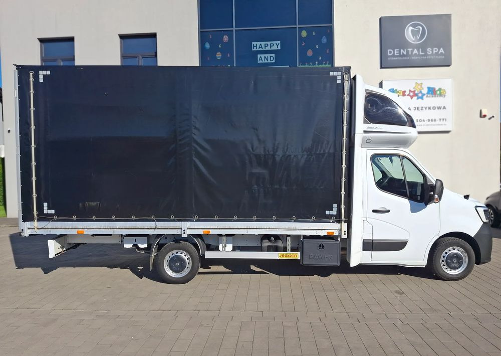 Renault Master - Plachtová dodávka: obrázok 4 Renault Master - Plachtová dodávka: obrázok 4