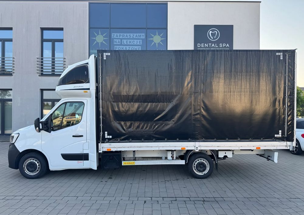 Renault Master - Plachtová dodávka: obrázok 4 Renault Master - Plachtová dodávka: obrázok 4
