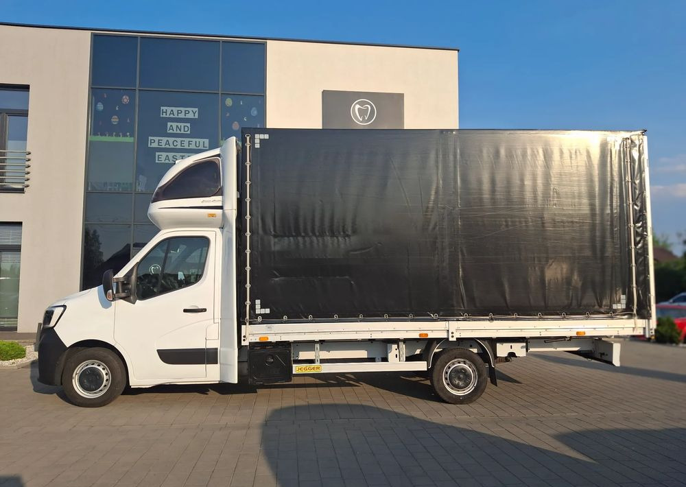 Renault Master - Plachtová dodávka: obrázok 4 Renault Master - Plachtová dodávka: obrázok 4