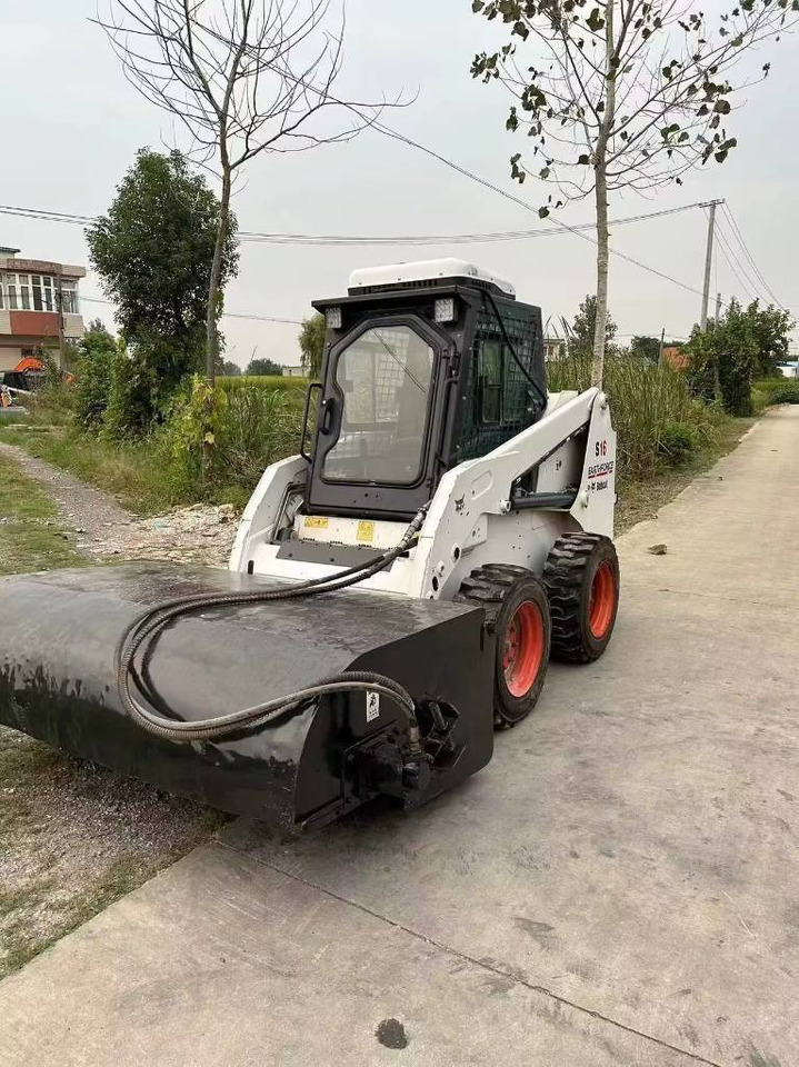Bobcat S 16 - Šmykom riadený nakladač: obrázok 4 Bobcat S 16 - Šmykom riadený nakladač: obrázok 4