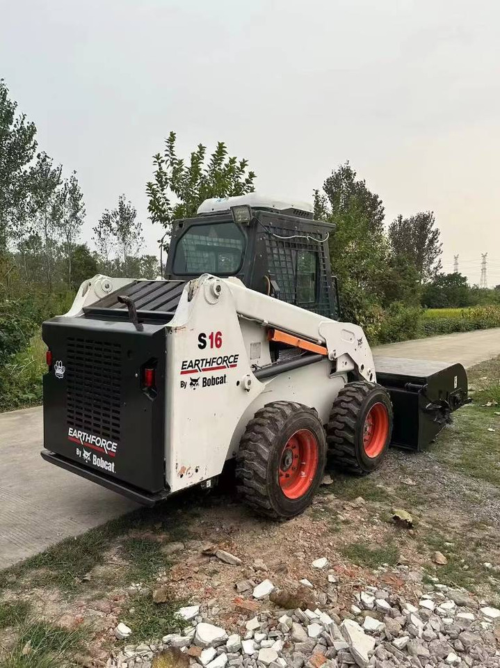 Bobcat S 16 - Šmykom riadený nakladač: obrázok 3 Bobcat S 16 - Šmykom riadený nakladač: obrázok 3
