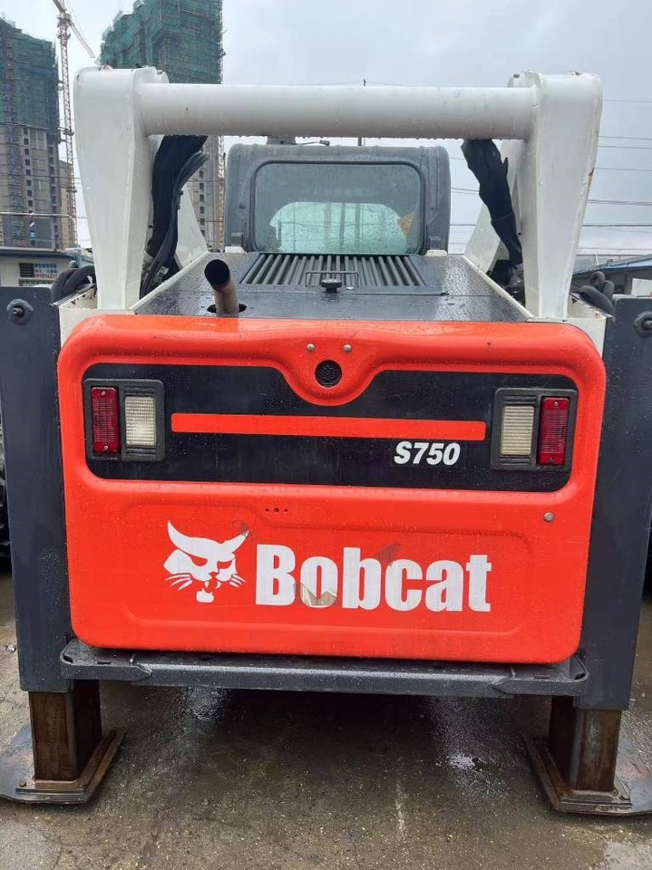 Bobcat S 450 - Šmykom riadený nakladač: obrázok 4 Bobcat S 450 - Šmykom riadený nakladač: obrázok 4