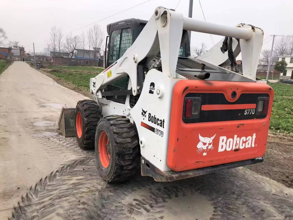 Bobcat S 770 - Šmykom riadený nakladač: obrázok 2 Bobcat S 770 - Šmykom riadený nakladač: obrázok 2