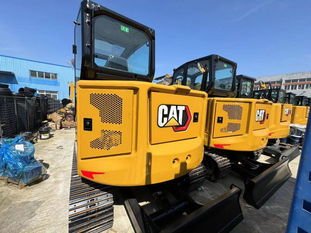 CAT 305.5 E CR - Mini rýpadlo: obrázok 4 CAT 305.5 E CR - Mini rýpadlo: obrázok 4