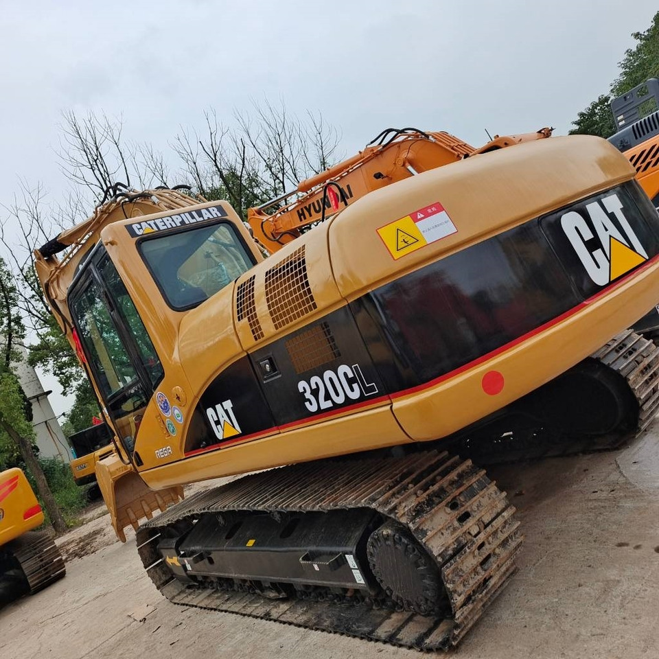 CAT 320 C L - Pásové rýpadlo: obrázok 3 CAT 320 C L - Pásové rýpadlo: obrázok 3