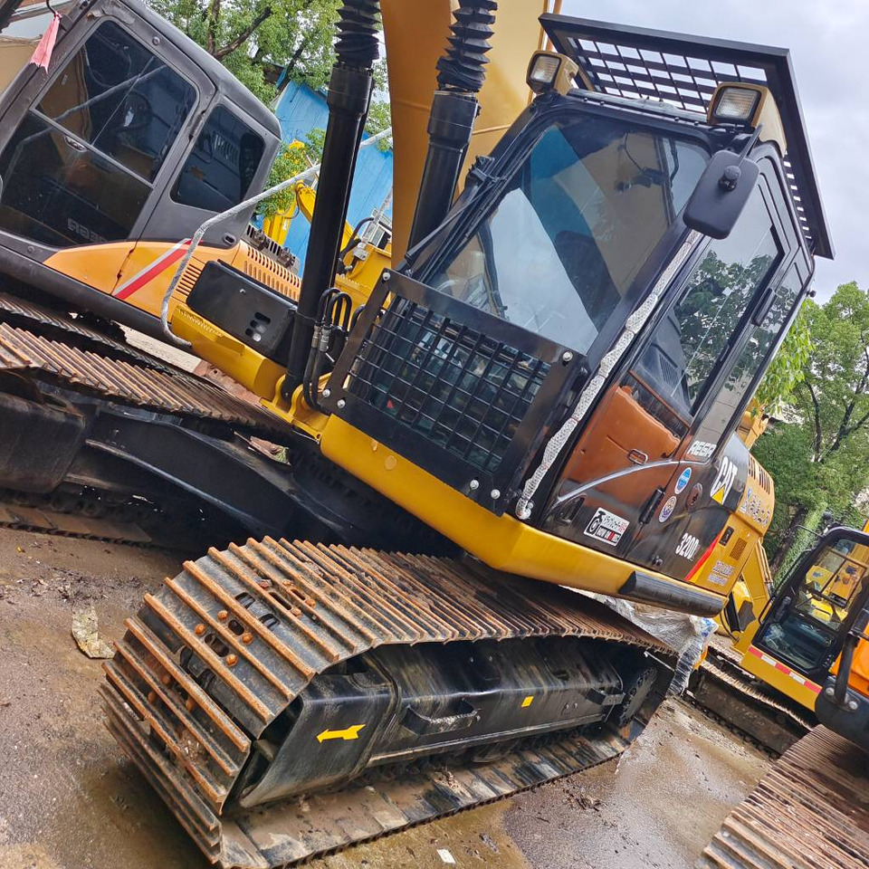 CAT 320D2 - Pásové rýpadlo: obrázok 3 CAT 320D2 - Pásové rýpadlo: obrázok 3