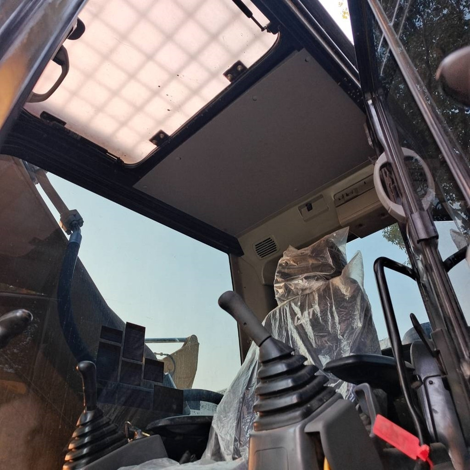 Pásové rýpadlo CAT 320D2L: obrázok 12 Pásové rýpadlo CAT 320D2L: obrázok 12