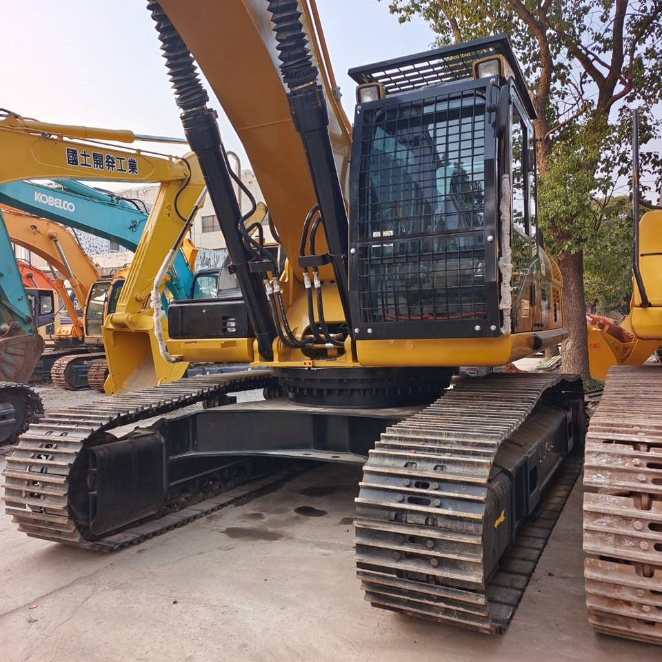 Pásové rýpadlo CAT 320D2L: obrázok 26 Pásové rýpadlo CAT 320D2L: obrázok 26