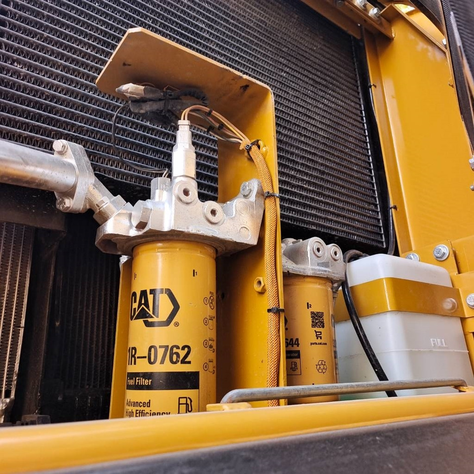 Pásové rýpadlo CAT 320D2L: obrázok 28 Pásové rýpadlo CAT 320D2L: obrázok 28