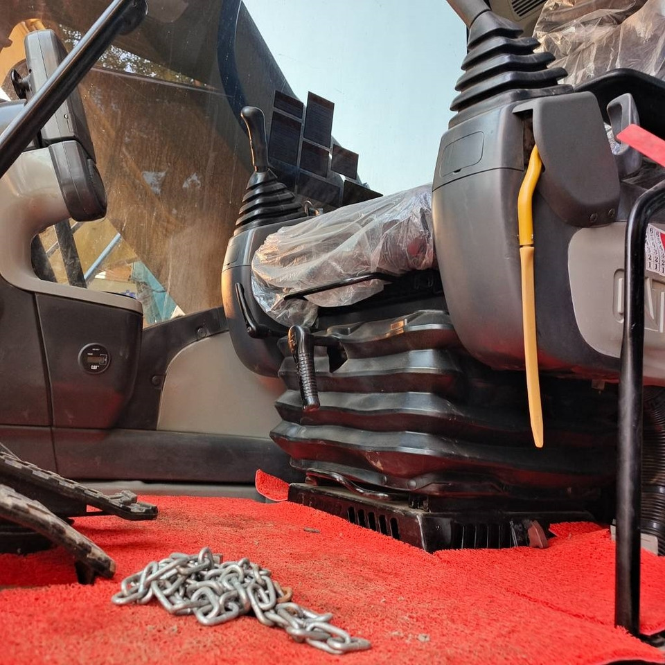 Pásové rýpadlo CAT 320D2L: obrázok 14 Pásové rýpadlo CAT 320D2L: obrázok 14