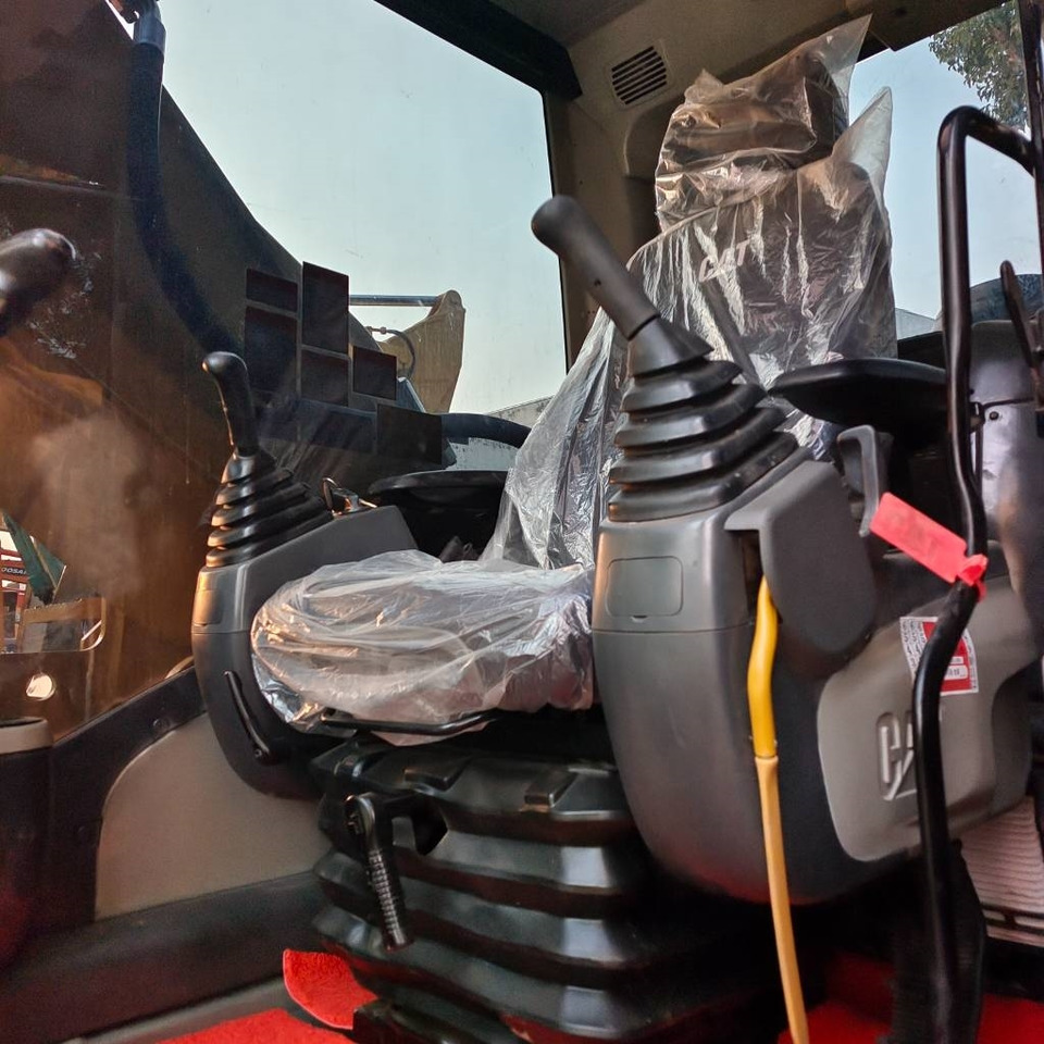 Pásové rýpadlo CAT 320D2L: obrázok 13 Pásové rýpadlo CAT 320D2L: obrázok 13