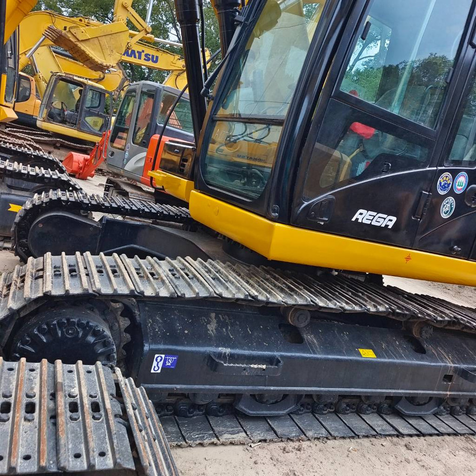 CAT 323 D - Pásové rýpadlo: obrázok 2 CAT 323 D - Pásové rýpadlo: obrázok 2