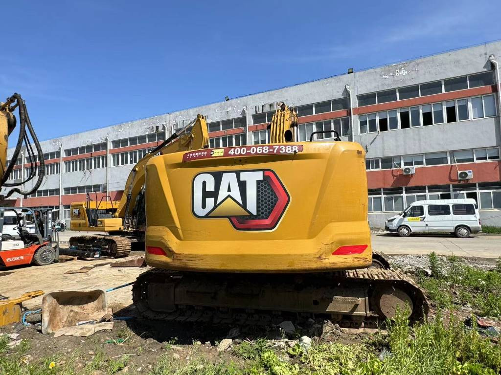 CAT 323GC - Pásové rýpadlo: obrázok 5 CAT 323GC - Pásové rýpadlo: obrázok 5