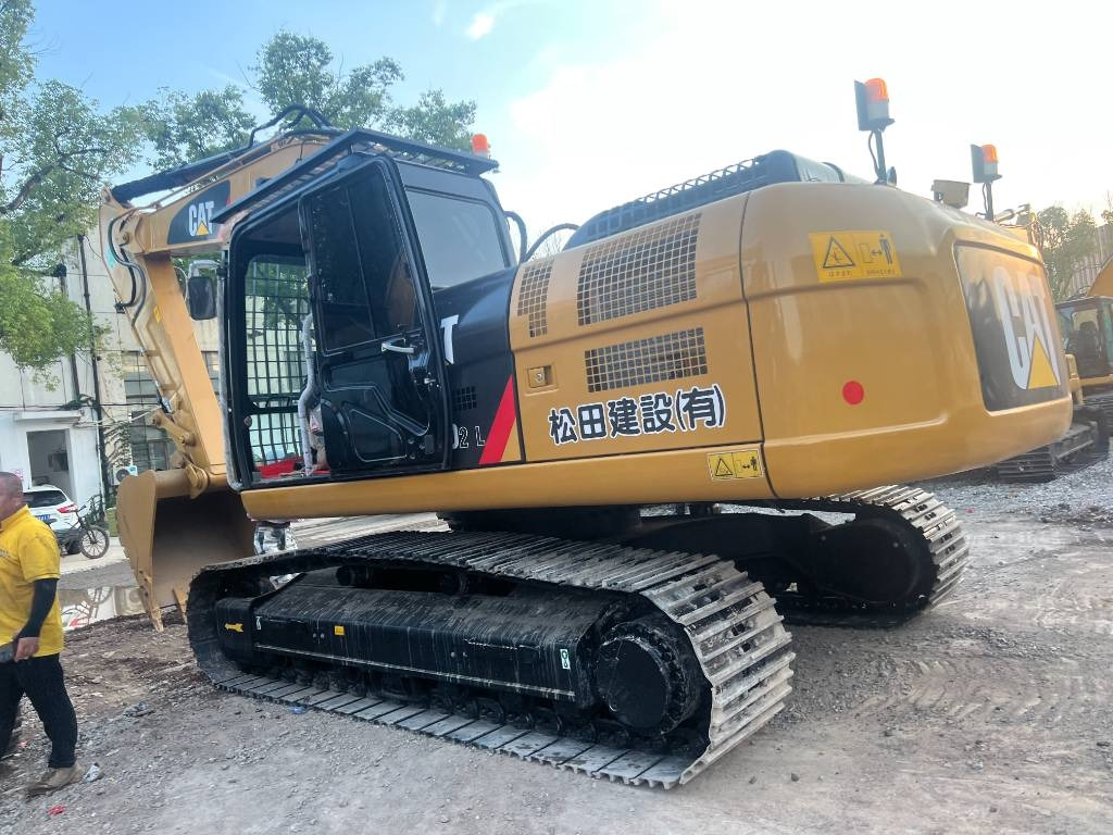 CAT 324 D L - Pásové rýpadlo: obrázok 1 CAT 324 D L - Pásové rýpadlo: obrázok 1