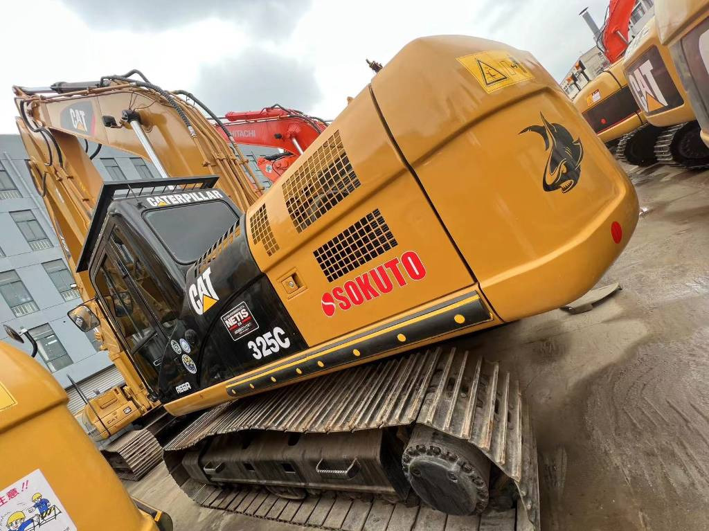 CAT 325 C - Pásové rýpadlo: obrázok 1 CAT 325 C - Pásové rýpadlo: obrázok 1