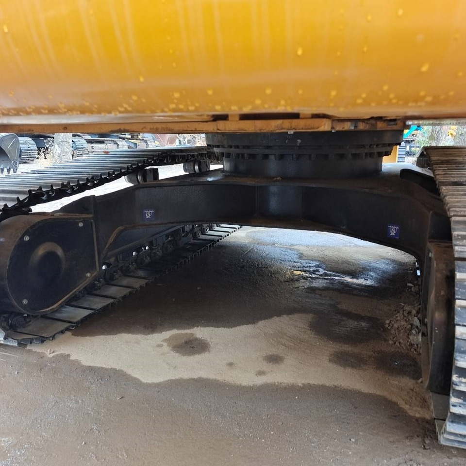 CAT 330 D - Pásové rýpadlo: obrázok 4 CAT 330 D - Pásové rýpadlo: obrázok 4