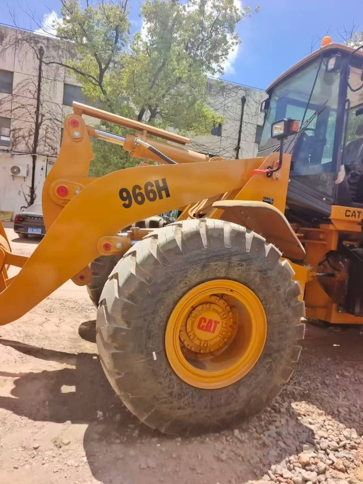 CAT 966 H - Kolesový nakladač: obrázok 3 CAT 966 H - Kolesový nakladač: obrázok 3