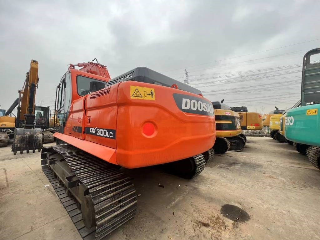 Doosan DOOOSAN DX300 - Pásové rýpadlo: obrázok 3 Doosan DOOOSAN DX300 - Pásové rýpadlo: obrázok 3