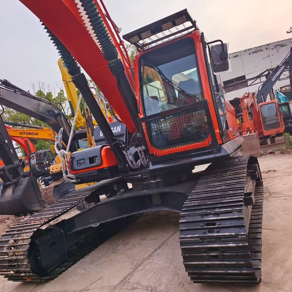 Doosan DX 300 LC - Pásové rýpadlo: obrázok 3 Doosan DX 300 LC - Pásové rýpadlo: obrázok 3