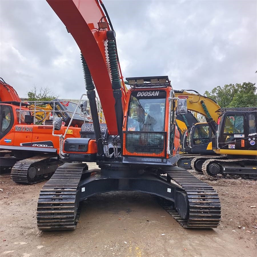 Doosan DX 300 LCA - Pásové rýpadlo: obrázok 3 Doosan DX 300 LCA - Pásové rýpadlo: obrázok 3
