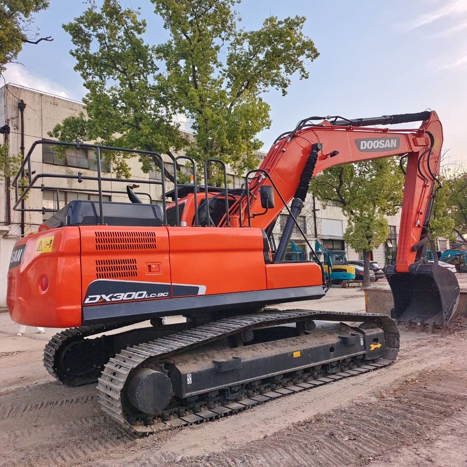 Doosan DX300 - Pásové rýpadlo: obrázok 2 Doosan DX300 - Pásové rýpadlo: obrázok 2
