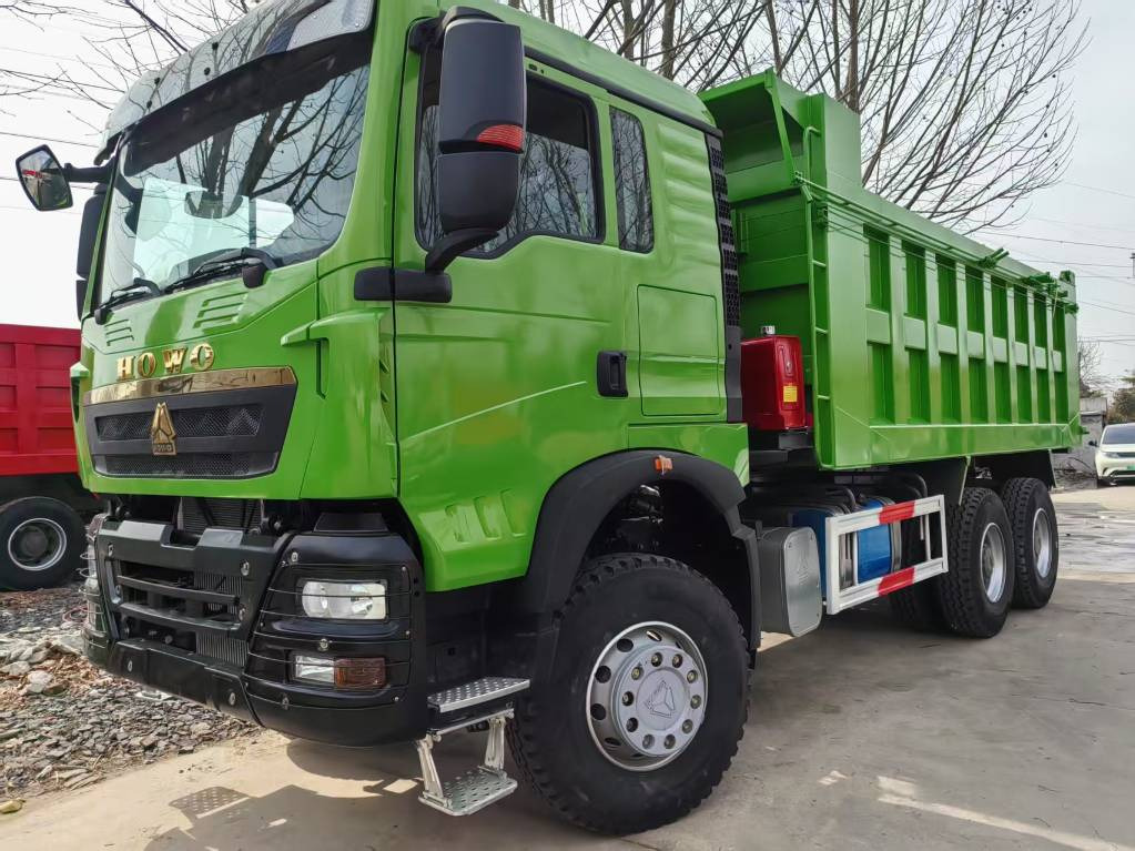 Howo 371 6X4 - Sklápač: obrázok 1 Howo 371 6X4 - Sklápač: obrázok 1