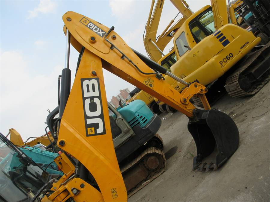 JCB 3 CX - Rýpadlo-nakladač: obrázok 2 JCB 3 CX - Rýpadlo-nakladač: obrázok 2