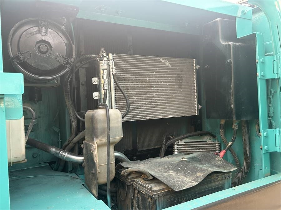 Pásové rýpadlo Kobelco SK 140: obrázok 6