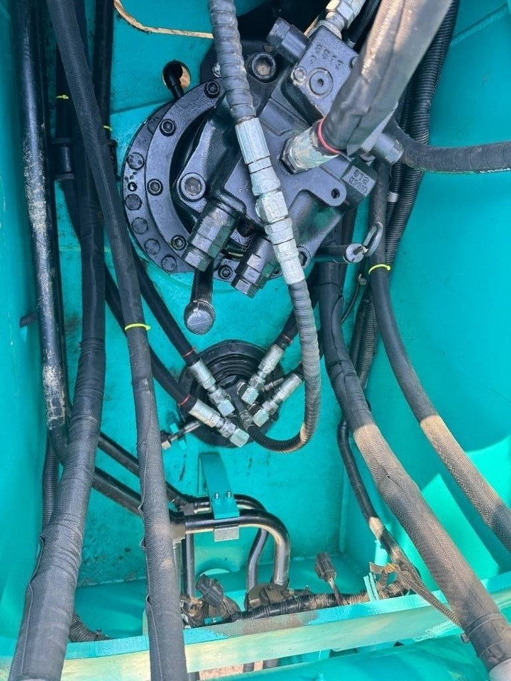 Kobelco SK 200 - Pásové rýpadlo: obrázok 4 Kobelco SK 200 - Pásové rýpadlo: obrázok 4